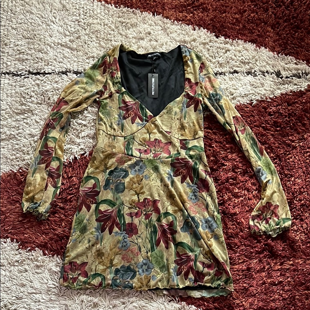 PrettyLittleThing floral Mini Dress